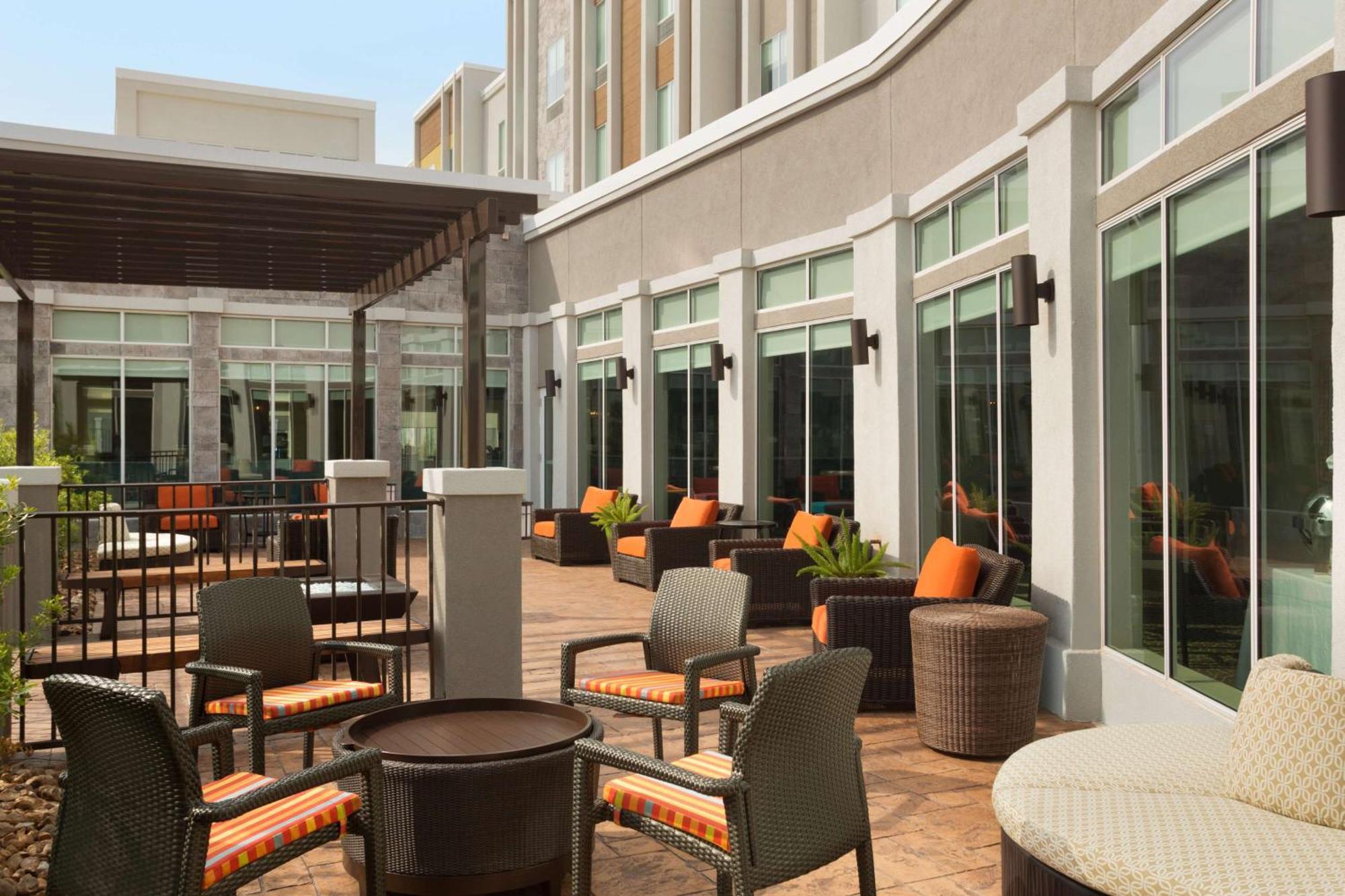 Hilton Garden Inn Houston-Бейтаун Екстер'єр фото